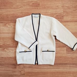 Aquascutum Ivory Oversized Wool Cardigan